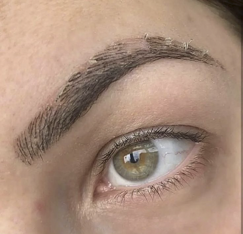 ترمیم میکروپیگمنتیشن ابرو | راهنمای جامع افزایش ماندگاری و نکات مهم - سعیده مهدوی