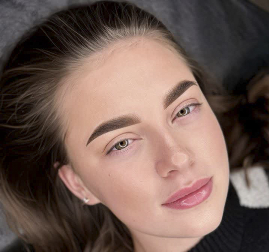 آیا آرایش دائم واقعاً دائمی است؟ حقیقتی که باید بدانید!